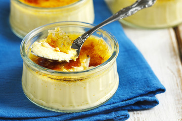Vanilla creme brulee