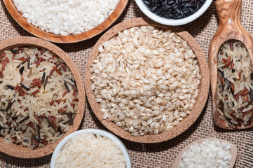 Several bowls with different rices