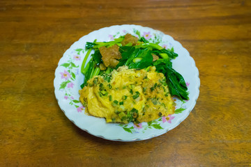 Crispy Pork with Kale ,Stir fried kale with crispy pork, omelet