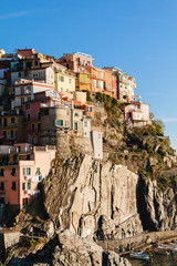 Fototapeta na wymiar Colorful Manarola houses in Cinque Terre, Italy.