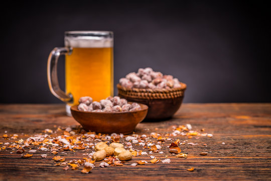 Beer and salted peanuts