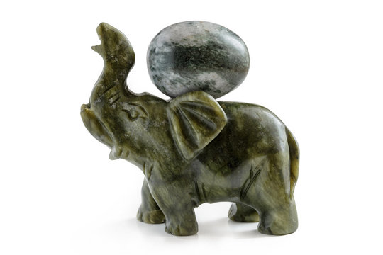 Figurines of elephants with egg from nephrite