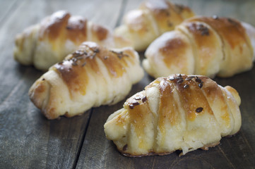 Mini croissants filled with cheese