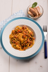 tagliatelle with tuna ragout and green peas