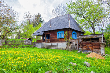 Obraz premium Traditional Village Building from the mountains of Trasylvania