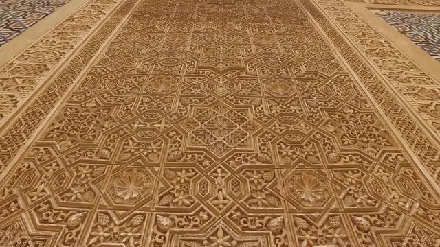 Granada, Andalusia, Spagna - Aprile 17, 2016: Alhambra, complesso di palazzi residenze e fortezza andaluso a Granada (Ultra High Definition, UltraHD, Ultra HD, UHD, 4K, 2160P, 3840x2160)