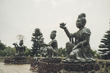 Obraz premium Statue of Buddha in a temple in China