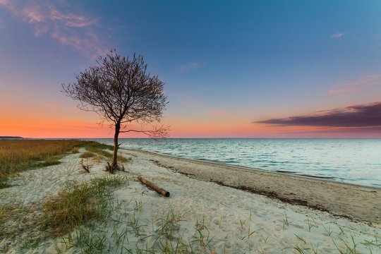Zach&oacute;d słońca nad Bałtykiem