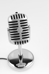 Microphone
