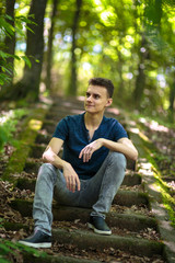 Obraz premium Teenager outdoor in the park
