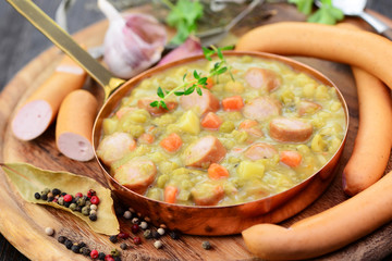Eintopf Wurst Gewürze © photocrew