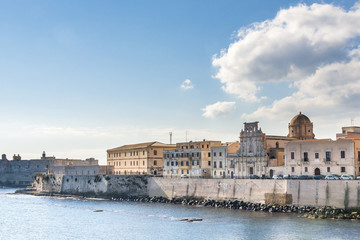 Fototapeta premium Panoramic view of the colorful Ortigia island, Syracuse, Sicily. Italy. 