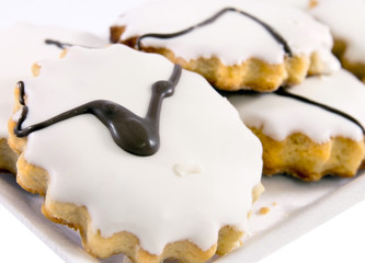 Cookies with light glazing and chocolate