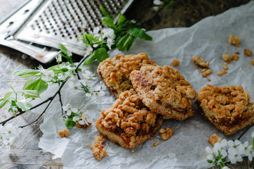 Grated pie with apricot
