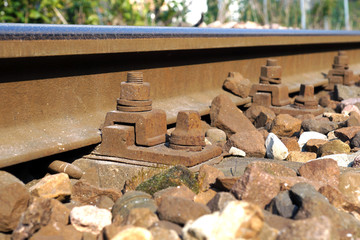 rail stones