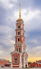 Fototapeta na wymiar bell tower in saratov