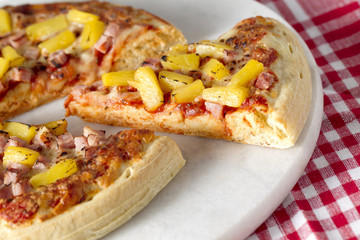hawaiian pizza