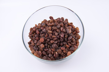 raisins in the bowl