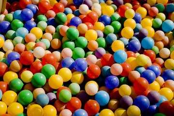 Field of colored balls