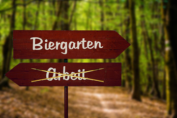 Schild 104 - Biergarten