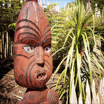 Maori carving