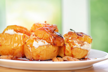 Delicious baked apples