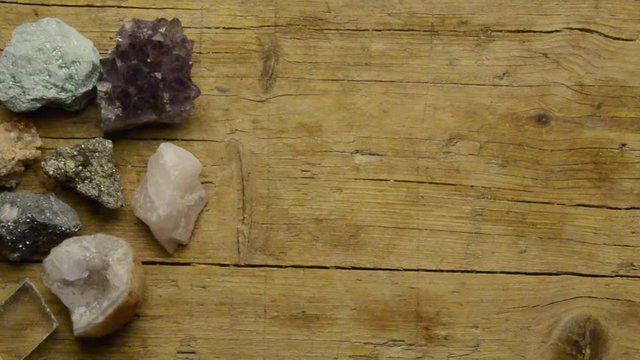 Միներալոգիա علم المعادن מינרלוגיה 鉱物学 Mineralogia 矿物学 Mineralogie Mineralogija Минералогия Mineraloji