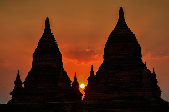 Silhouette of Bulethi pagoda at Sunrise in Bagan, Myanmar