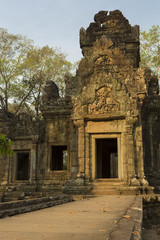 Naklejka premium Details of Prasat Ta Prohm Temple in Angkor Thom, Cambodia