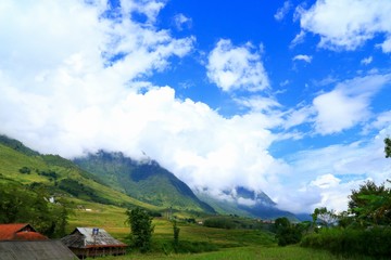 Obraz premium ベトナムの大自然と棚田、サパ