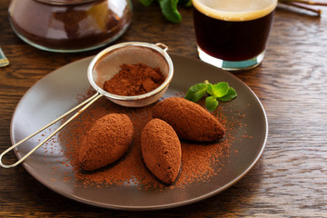 Small chocolate cakes 