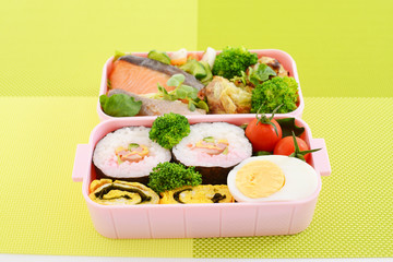 おいしそうなお弁当