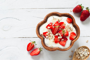 Yogurt with strawberry, honey and oatmeal
