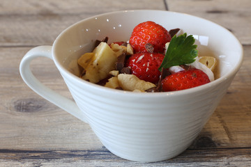 イチゴとバナナのデザート