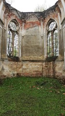Kościół, ruiny