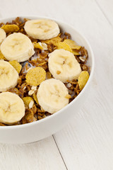 corn cereals with banana slices