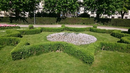 Blumenbeet im Park