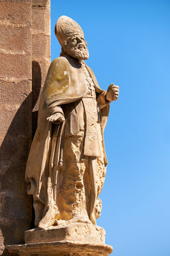 The statue of St. Publius on the corner of the Customs House at