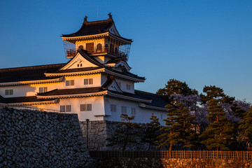 夕方の富山城

