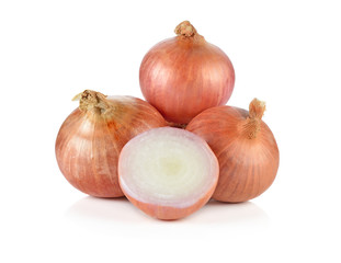 Fototapeta premium Fresh onion bulbs isolated on white background