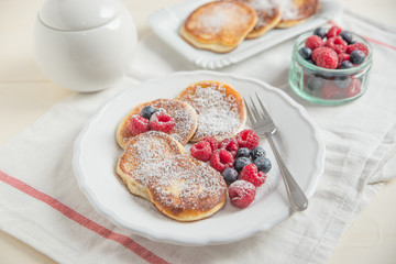 Pancakes mit Beeren