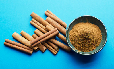 Cinnamon sticks
