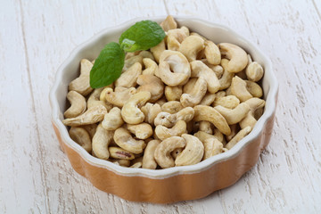 Cashew nuts
