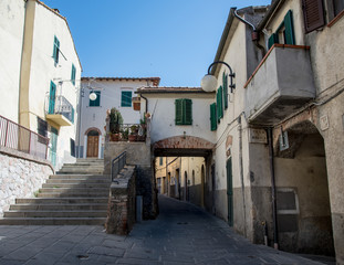 Fototapeta na wymiar borgo medievale italiano