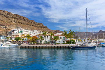 Fototapeta na wymiar Marina of Puerto de Mogan, a small fishing port on Gran Canaria, Spain.