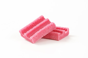 pink chewing gums