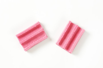 pink chewing gums