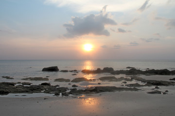 Fototapeta premium Sunset on a tropical beach