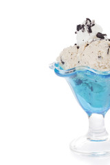 a cup of cookies and cream ice cream