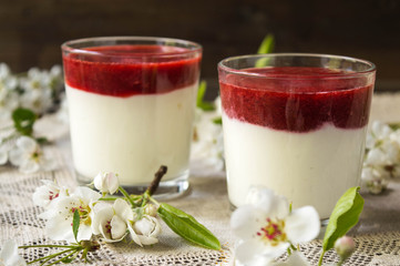 yogurt homemade with strawberry sauce